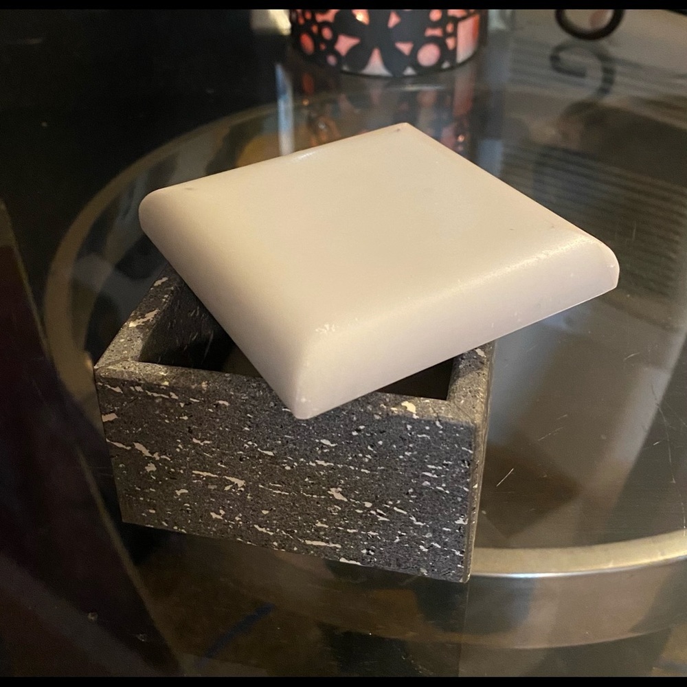 Mageia Italian Marble Trinket Box Gray White Stone Jewelry Keepsake Box - Picture 3 of 6